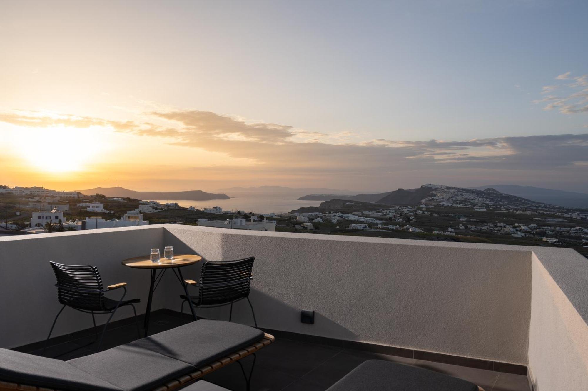 Готель Apikia Santorini Pyrgos Kallistis Екстер'єр фото